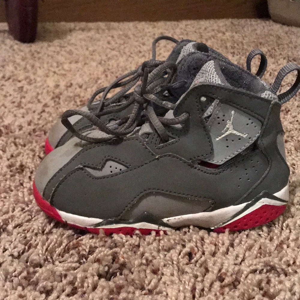 Girls Jordan’s Size 8C